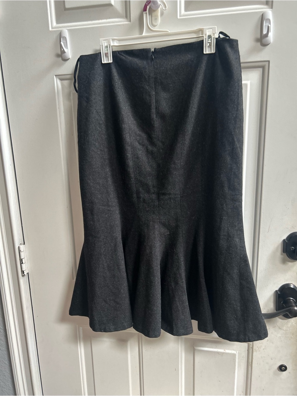 Ralph Lauren Black wool lined Trumpet Flared Skirt Sz 12 - Picture 8 of 11
